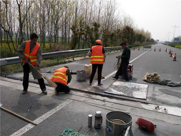 单组桥梁海角HJ9DB6下载施工.jpg